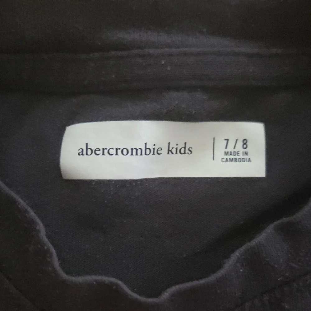 Disney Snow White Black Kids Tee - Picture 3 of 3